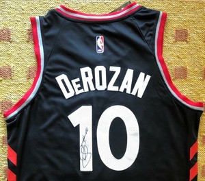 derozan usc jersey