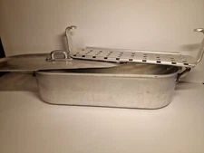 Dura-ware Alum Italian Fish Poacher w/inner tray 