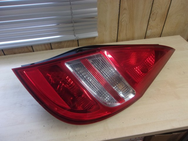 Right Driver Side Rear Lamp Tail Light Hatchback Right Driver Side Rear Lamp Tail Light Hatchback