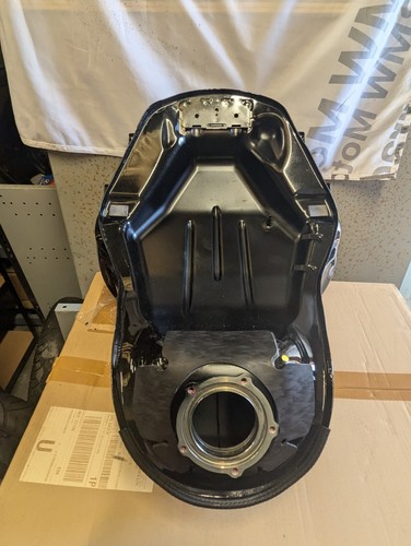 Kawasaki Z1000SX ABS Fuel Petrol Tank 51088-5250-660 2015 16 17 18 2019 Black - Picture 15 of 17