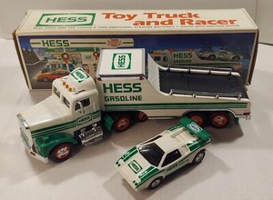 HESS 1991 Truck and Racer USED box damage 1 side and 1 tail light not working