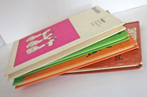 Lot 4 VNTG 1958 - 70s Snoopy Peanuts Charlie Brown Charles Schulz HB Kids Books - Imagen 9 de 10