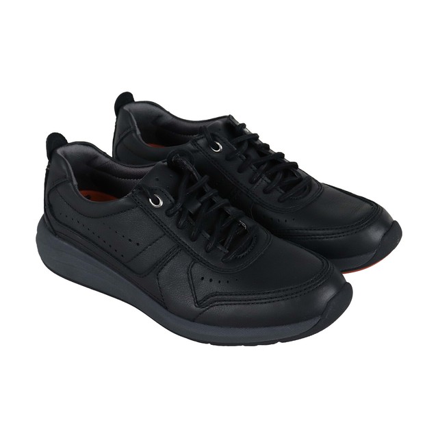 clarks mens trainers