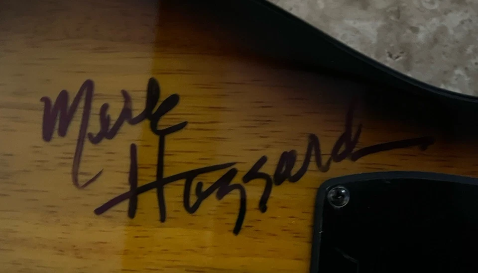 Merle Haggard BODY Signed Electric Autographed  Guitar PSA Certified - Image 2 of 4