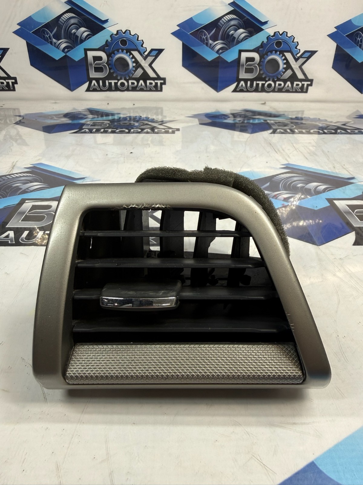 2017-2020 FORD FUSION DASH LEFT SIDE OUTER AIR VENT GRILLE TRIM DS73F018B09B OEM