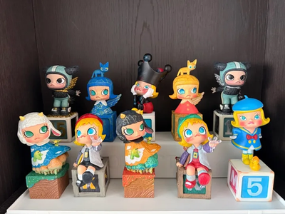 #ad MOLLY ANNIVERSARY STATUES CLASSICAL RETRO SERIES 2 CONFIRMED BLIND BOX FIGURE $17.69