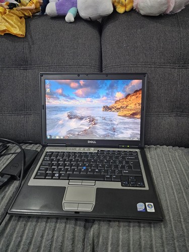 K1030 Dell D630 Intel T7250 2GHz 2GB Ram 128GB SSD Windows 7 - Picture 2 of 12