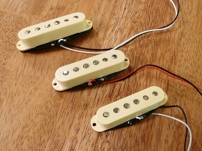 GUITAR PICKUP SET ALNICO 2 MAGNETS CLASSIC 60'S SET OF 3 CREAM FOR STRATOCASTER
