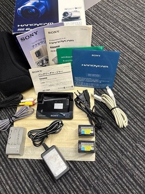 SONY DCR-SR300 HANDYCAM カバー付き SONY DCR-SR300 Handycam Digital Video Camera Recorder Silver from