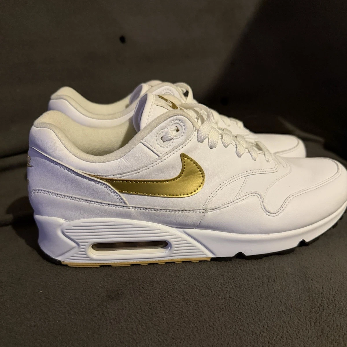Nike Air Max 90/1 Metallic Gold for Sale | Authenticity Guaranteed