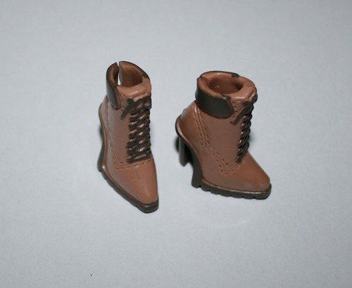 Mattel My Scene Barbie Doll Brown Two Toned Desert Boots - Picture 3 of 5