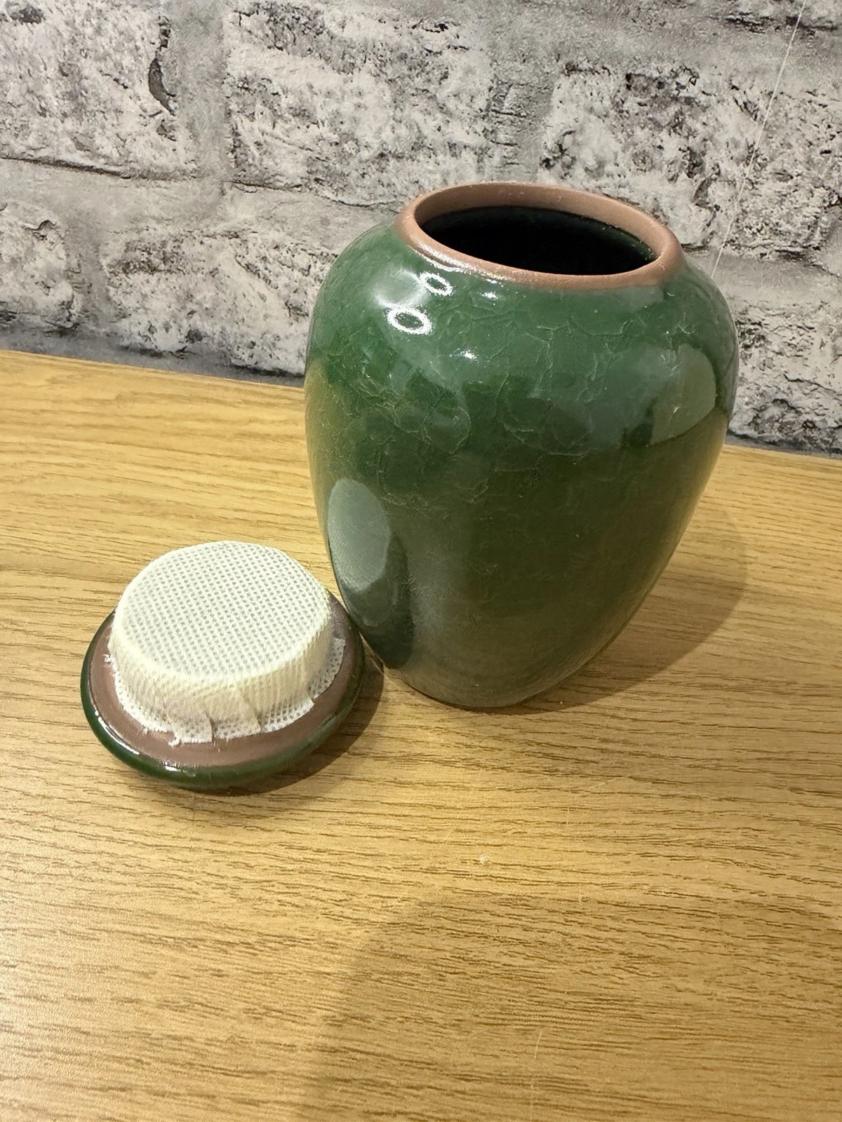 Vintage Style Green Ceramic Storage Jar with Sealed Lid - Tea Caddy / Pet Urn