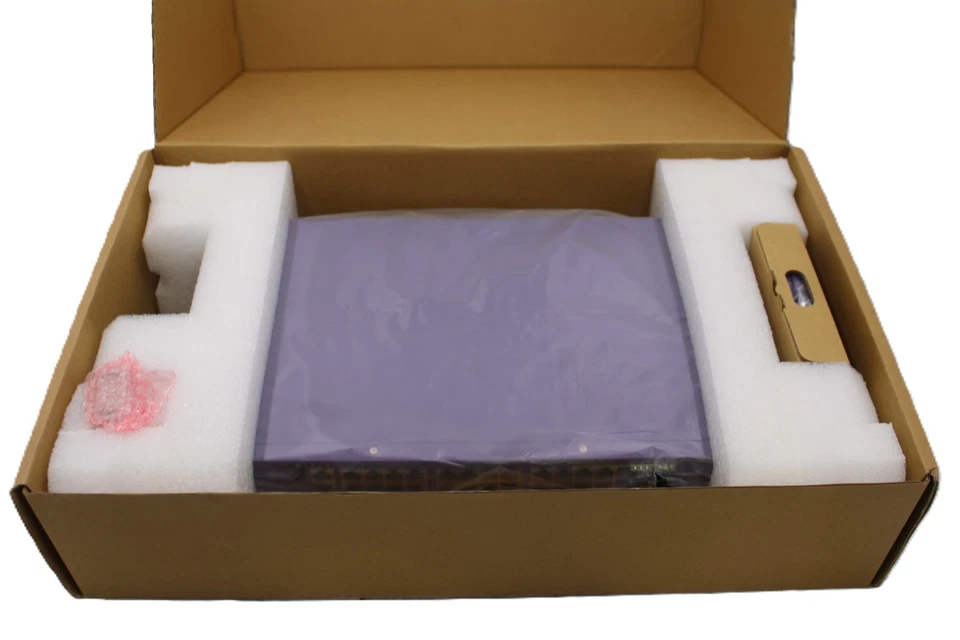 New Open Box Extreme Networks X440-G2-24T-10GE4 24-Port Ethernet Network Switch - Image 3 of 3