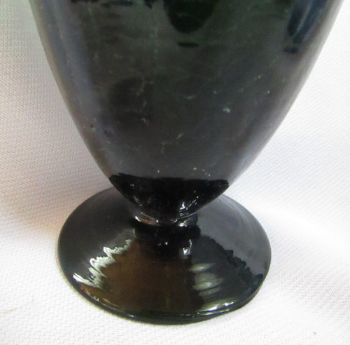 VINTAGE HAND BLOWN ART GLASS DARK GREEN CRACKLE GLASS 6" VASE - Picture 2 of 3