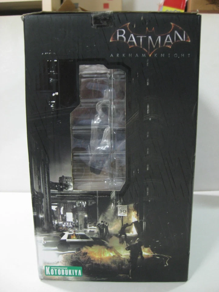 KOTOBUKIYA 2015 BATMAN ARKHAM KNIGHT ARTFX+STATUE 1/10 PRE-PAINTED MODEL KIT - Imagen 4 de 4