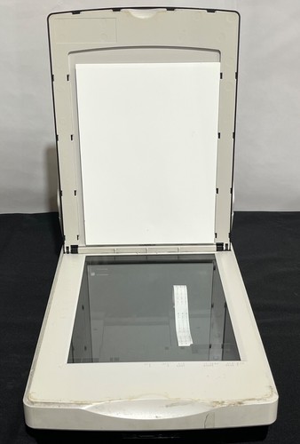 Fujitsu fi-6240 High Speed Duplex Document Scanner - Picture 2 of 13