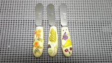 Lot of 3 Jo!e Vivre Spread It On Butter Knifes /Spreaders Fruit Handles