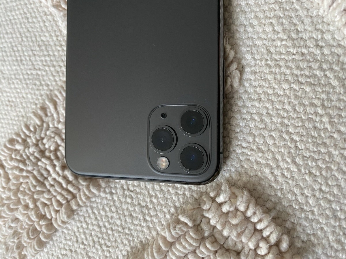Apple iPhone 11 Pro Max - 512GB - Space Grey (Unlocked