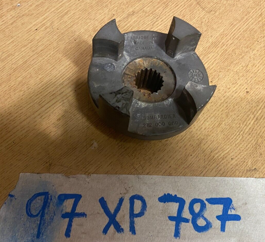 97 SEADOO XP 787 800 DRIVE SHAFT COUPLER 272000046 eBay