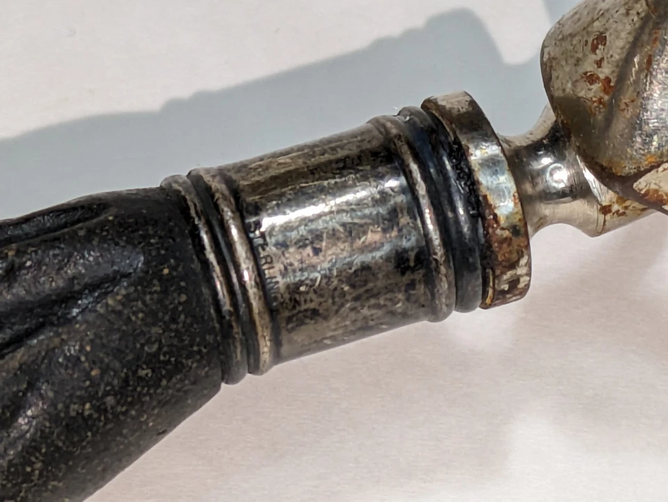 Антикварный хонинговальный нож Winchester из стерлингового серебра 14 дюймов с ручкой из рогов и сервировочной вилкой 11 дюймов - Изображение 4 из 4