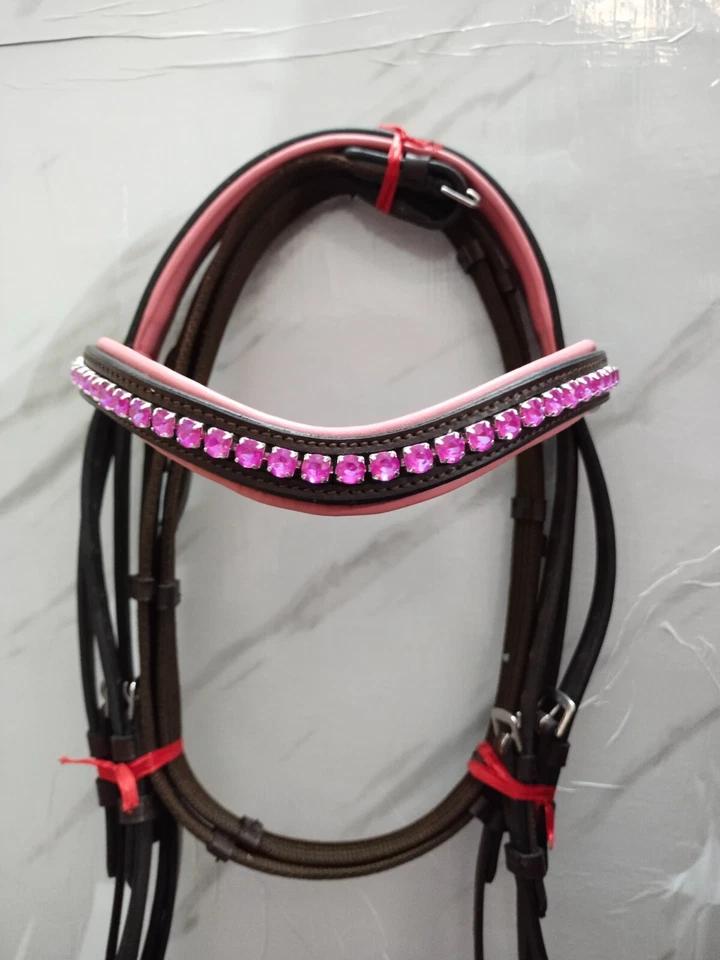 Freio de couro de adestramento com corrente de cristal rosa e enchimento macio rosa - Imagem 3 de 4