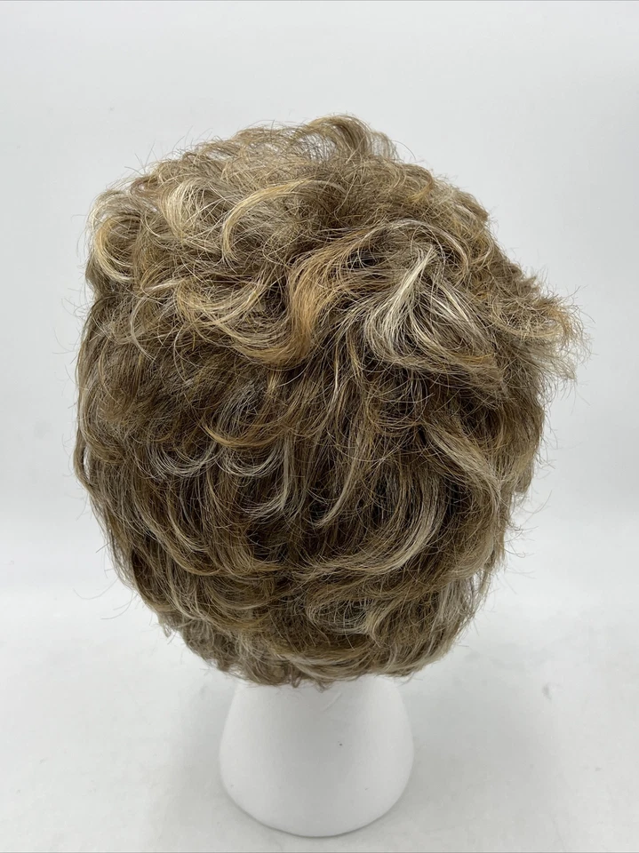 Aspen Short Women's Gray Silver Full Net Wig CS-109 Sophie Color 36 in Box - Image 3 of 4