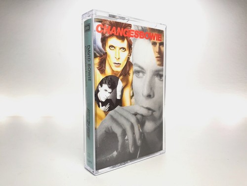 David Bowie CHANGESBOWIE Cassette TCDBTV-1 **DIGITALLY REMASTERED** VG+/VG+ - Picture 2 of 9