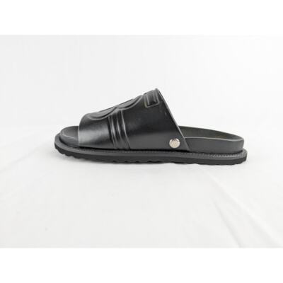 【BURBERRY】TB MONOGRAM SLIDES Burberry Leather Embossed TB Monogram Slides in Black BNWB