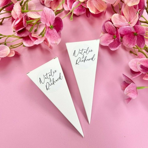 Biodegradable Personalised White Confetti CONES + Dried Petal Wedding CONFETTI - Picture 2 of 21