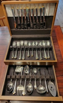 71 pc ONEIDA CUBE MARK GOLDEN JUILLIARD STAINLESS FLATWARE! 10 SETS + SRVG PCS