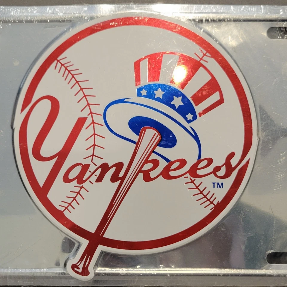 New York Yankees MLB Metal Embossed License Plate 12x6 - Image 4 of 4