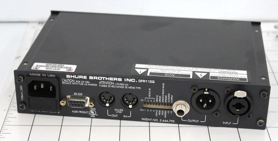 Shure DFR11EQ5, Digital EQ Feedback Reducer Limiter - Image 4 of 4