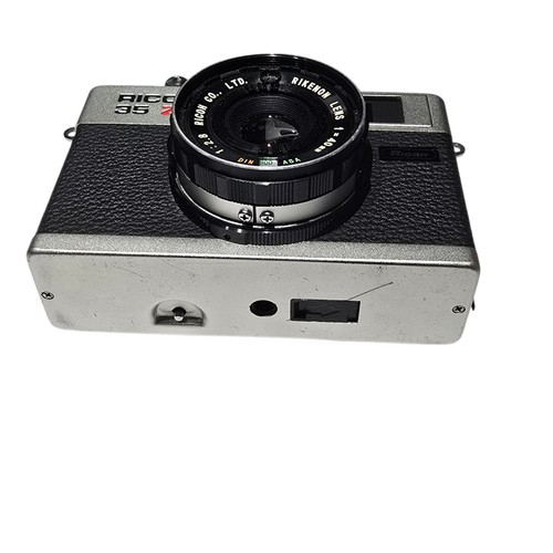 Ricoh 35ZF Vintage Viewfinder Camera; 2.8/40mm Rikenon Lens Untested For Parts - Picture 6 of 11