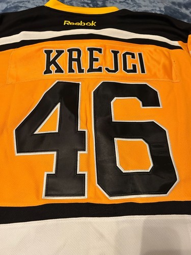 #46 KREJCI Boston BRUINS REEBOK Jersey Men's 48 CCM Winter Classic Boston 2010 - Picture 6 of 8
