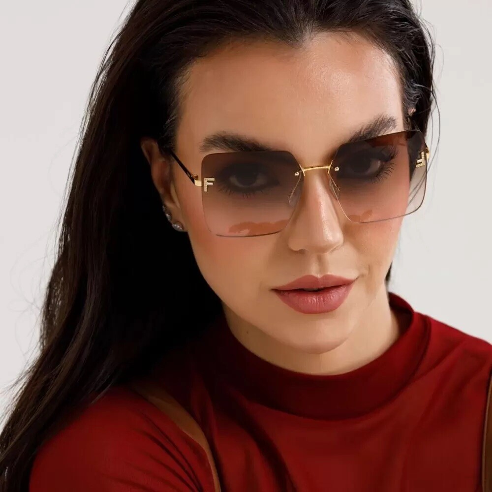 FENDI FE4082US 30B Crystal Endura Gold Gradient Smoke Lens FENDI FE4082US 30B Crystal Endura Gold Gradient Smoke Lens