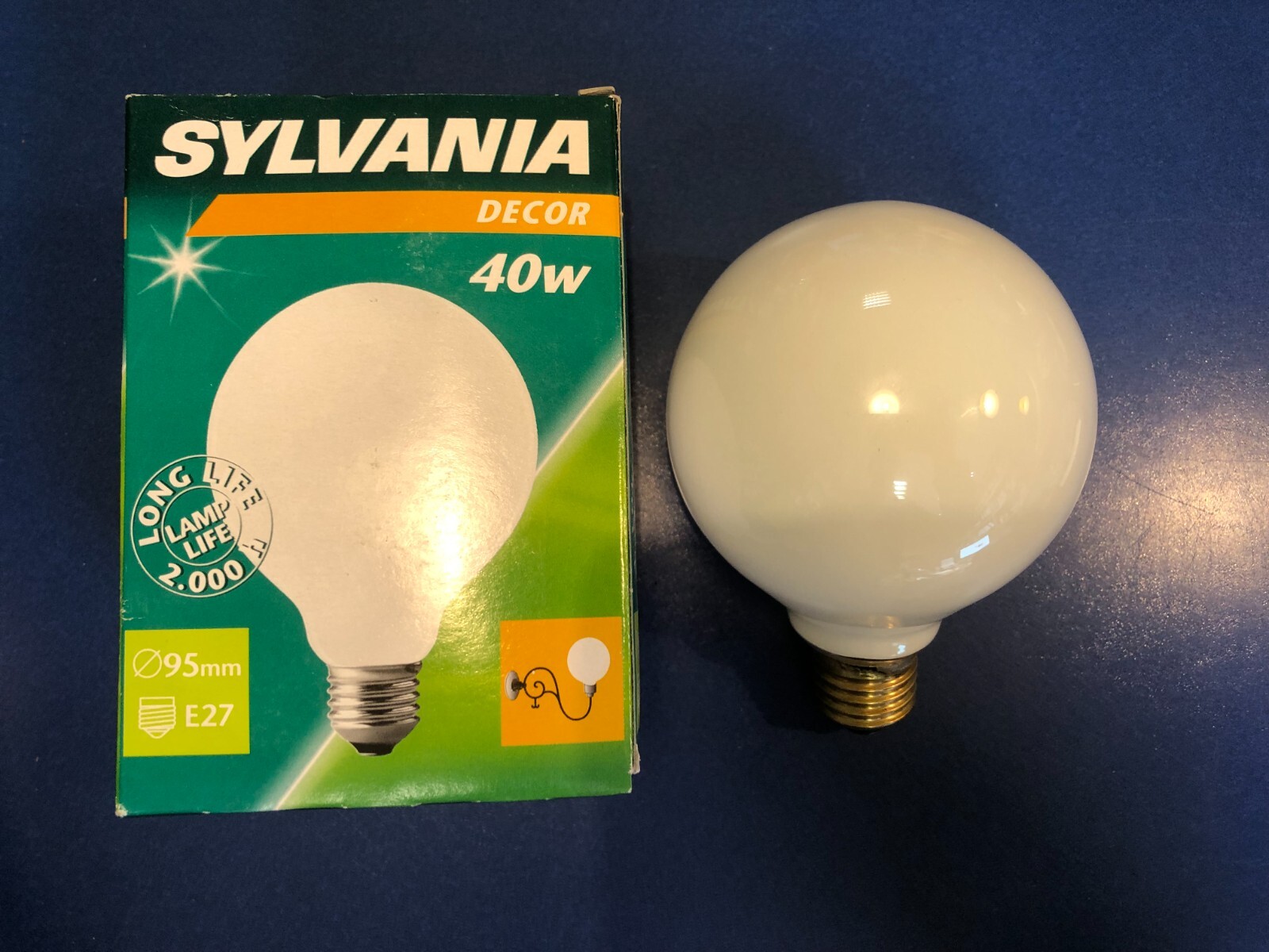 Sylvania Globe E27 40W G95 Opal Light Bulb 230V Long Life 2000H !!! Dimmable!!!
