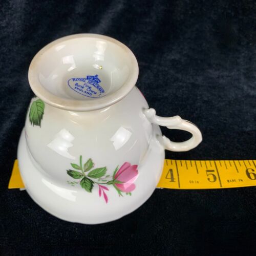 1960s Royal Seagrave Tea Cup Only RGV5 Pink Roses Bone China Gold Trim Excellent - Picture 2 of 7
