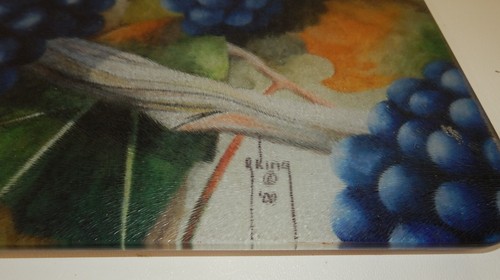 Vintage Tempered Glass Cutting Board - Purple Grapes on Vines - Picture 2 of 3
