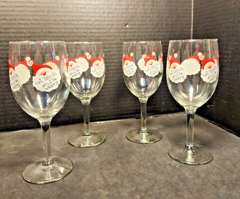 Santa Claus Wine Glass Set Eat Drink & Be Merry Set of 4