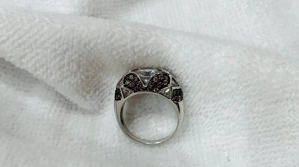 QVC仿真钻石戒指 — 第 2/4 张图片