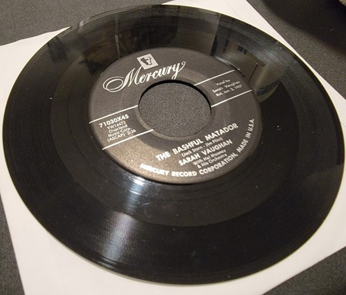 Sarah Vaughan Mercury Records 71030X45 45RPM Leave it to Love Bashful Matador - Picture 4 of 7