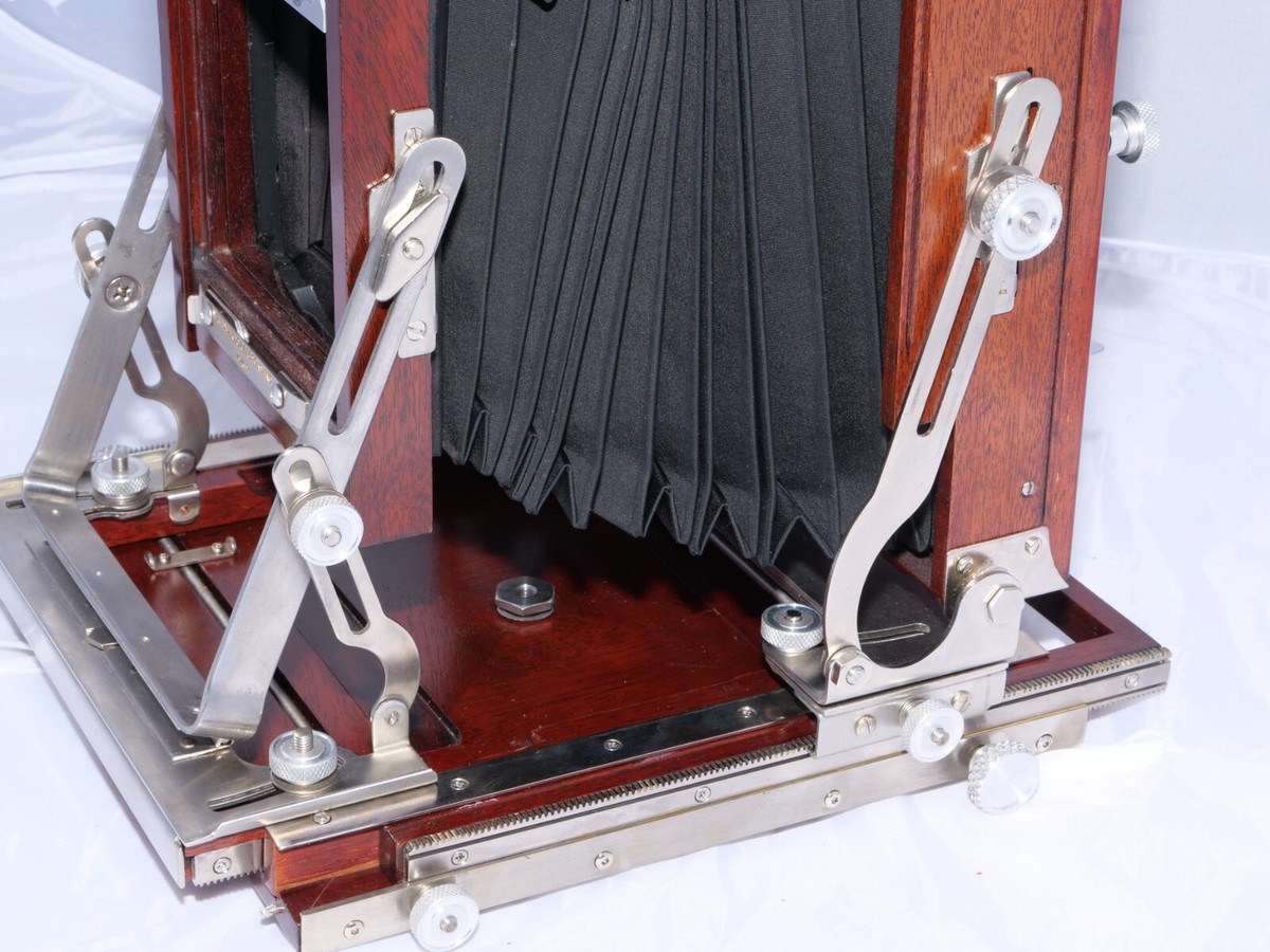 Deardorff 4x5 Special Field Camera. Graflok Revolving Back. 3 Bds
