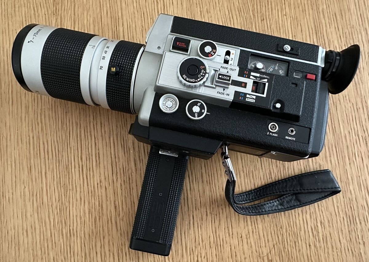 Canon Auto Zoom 1014 ELECTRONIC Super 8 Film Camera - Please Canon Auto Zoom 1014 ELECTRONIC Super 8 Film Camera - Please