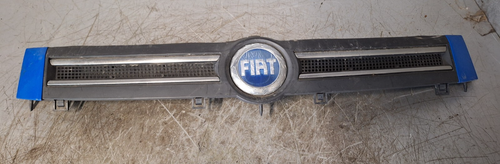 GRIGLIA ANTERIORE FIAT PANDA VERNICE BLU CODICE 793A 2004-2010 #M9009