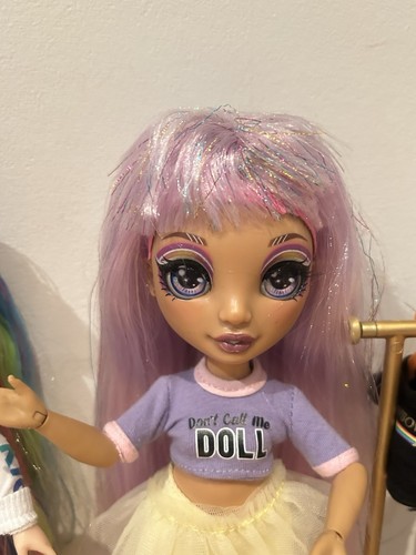 Rainbow High Avery Styles & Amaya Raine + Accessories Bundle - Bild 4 von 15