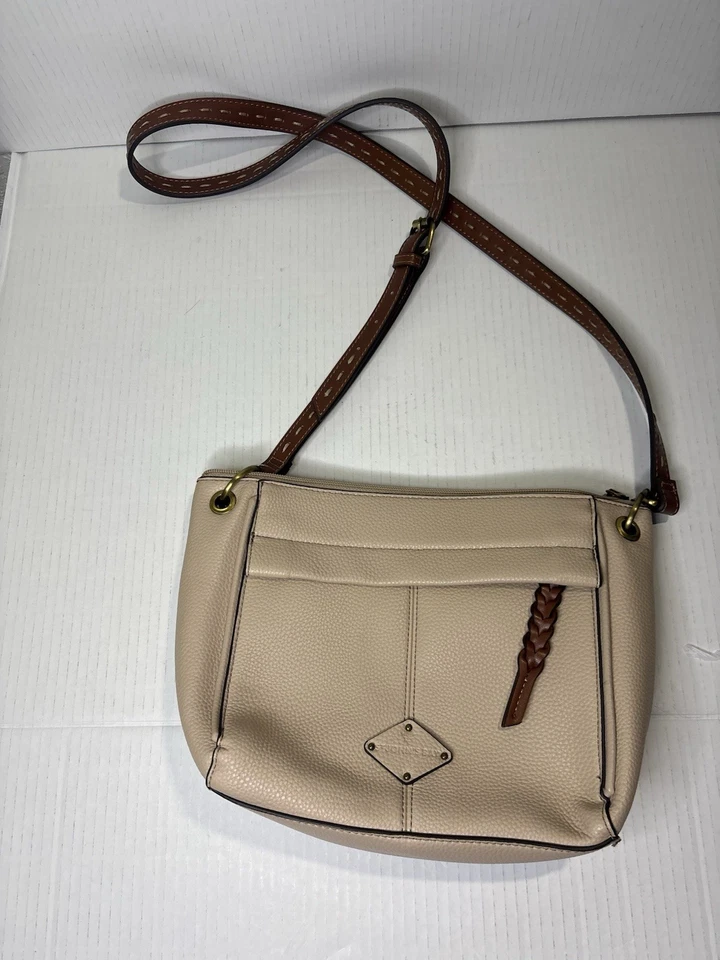 St John’s Bay Genuine Pebble Leather Tan Crossbody Bag with Braided Detail - Изображение 3 из 4