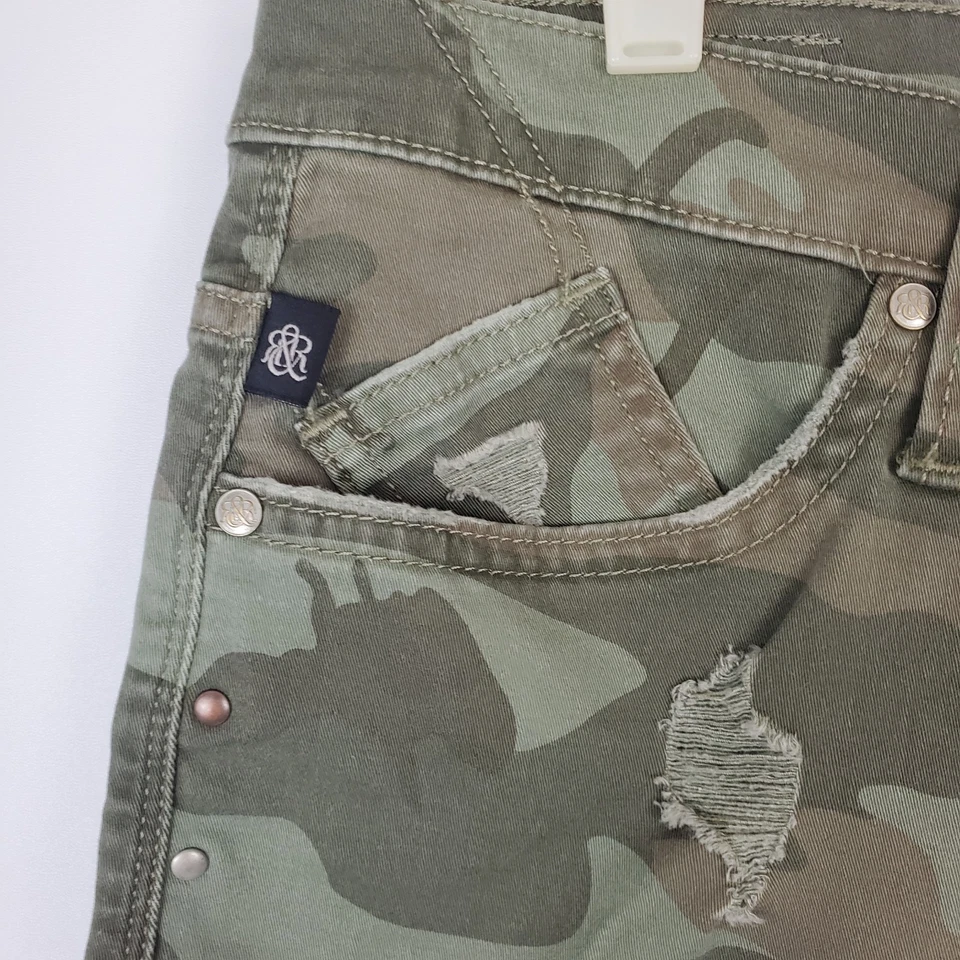 Rock & Republic Hula Camo Army Fatigue Style Shorts Size 12 - Image 4 of 4