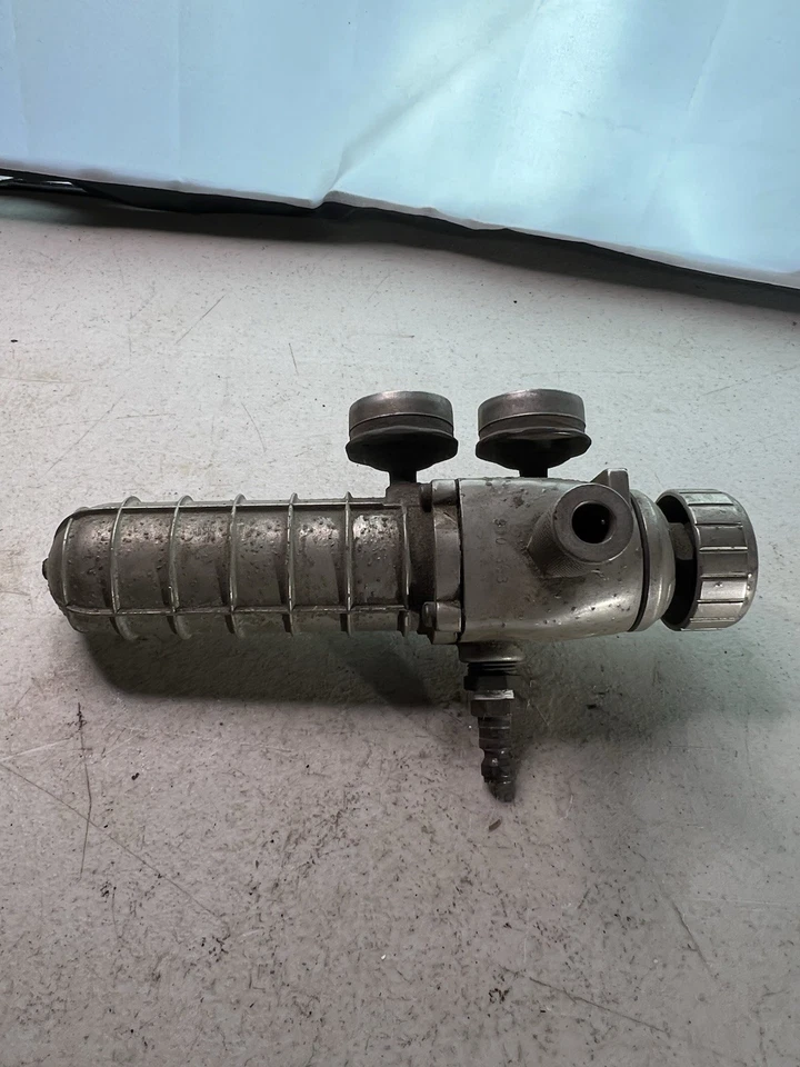 Válvula de línea de presión regulada SprayIT de colección - calibre doble Foto 3 de 4