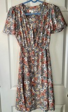 Women’s Tea Length Floral Dress - Size Medium