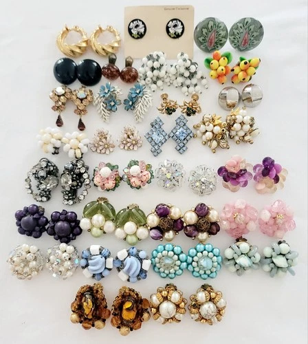 Lot of 29 Pairs Vintage Clip On Earrings Rhinestone Glass Lisner Costume Jewelry